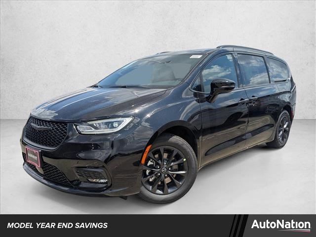 New 2025 Chrysler Pacifica Select w/ Fav Edition Package