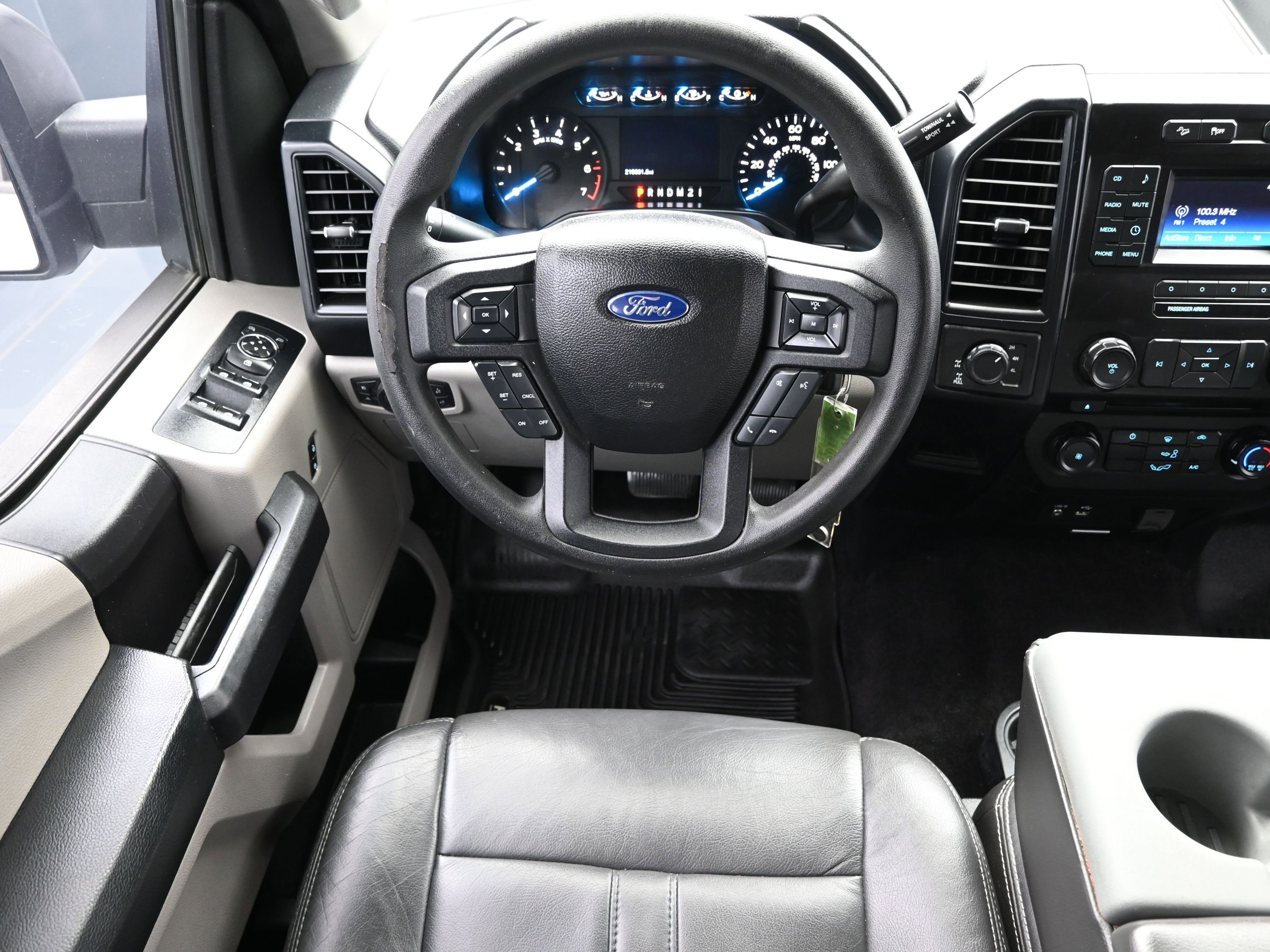 Used 2015 Ford F150 XL w/ Equipment Group 101A Mid AWD/4WD image 26