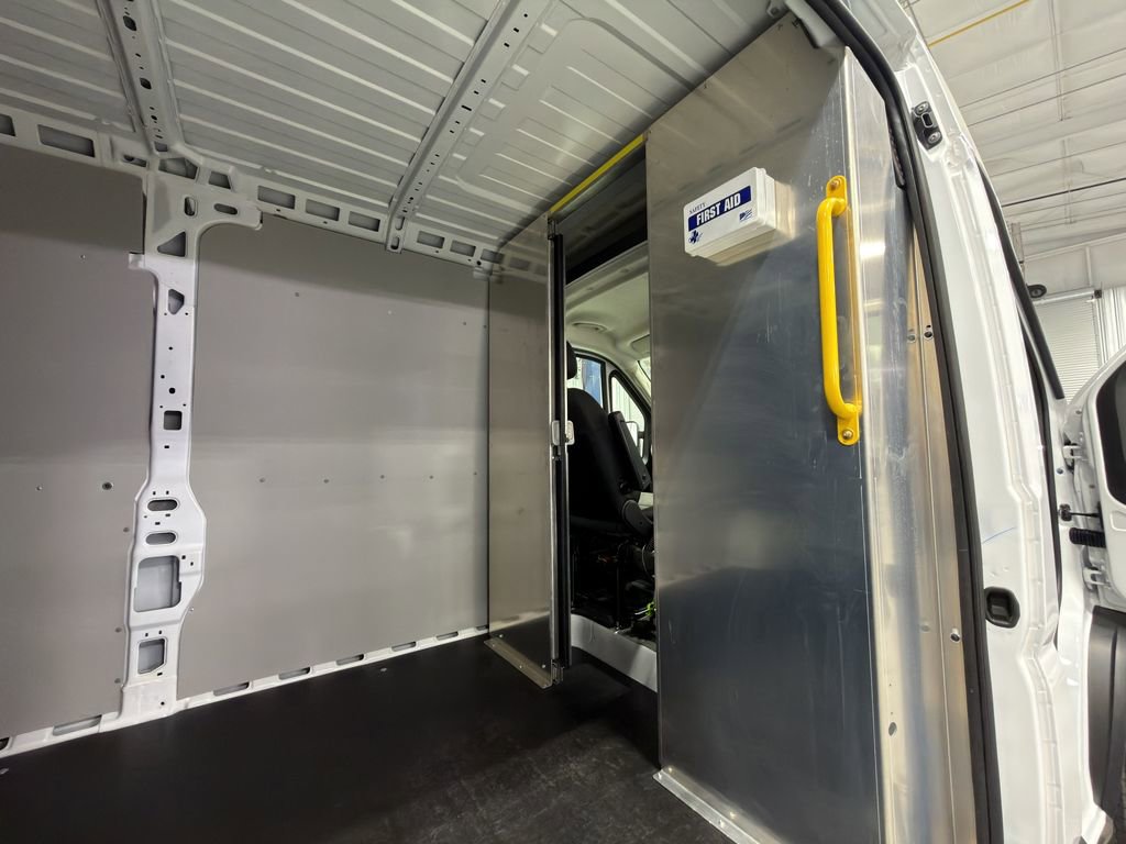 Used 2025 RAM ProMaster 2500 w/ Convenience Group image 16