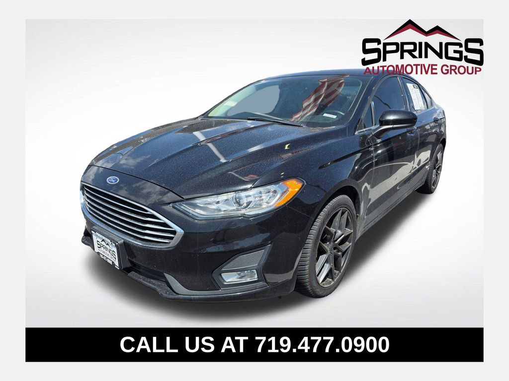 Used 2019 Ford Fusion SE w/ Equipment Group 151A AWD/4WD image 1