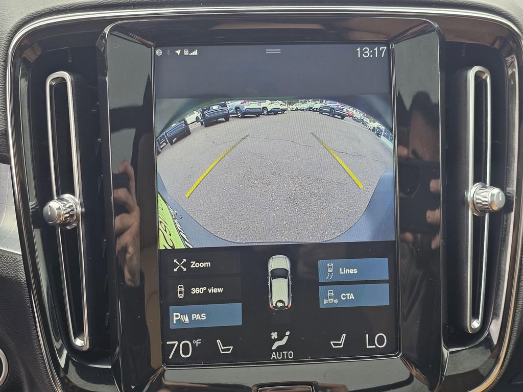 Used 2020 Volvo XC40 T5 Momentum AWD/4WD image 29