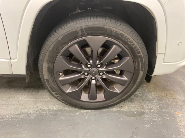 Used 2021 Jeep Cherokee High Altitude AWD/4WD image 34