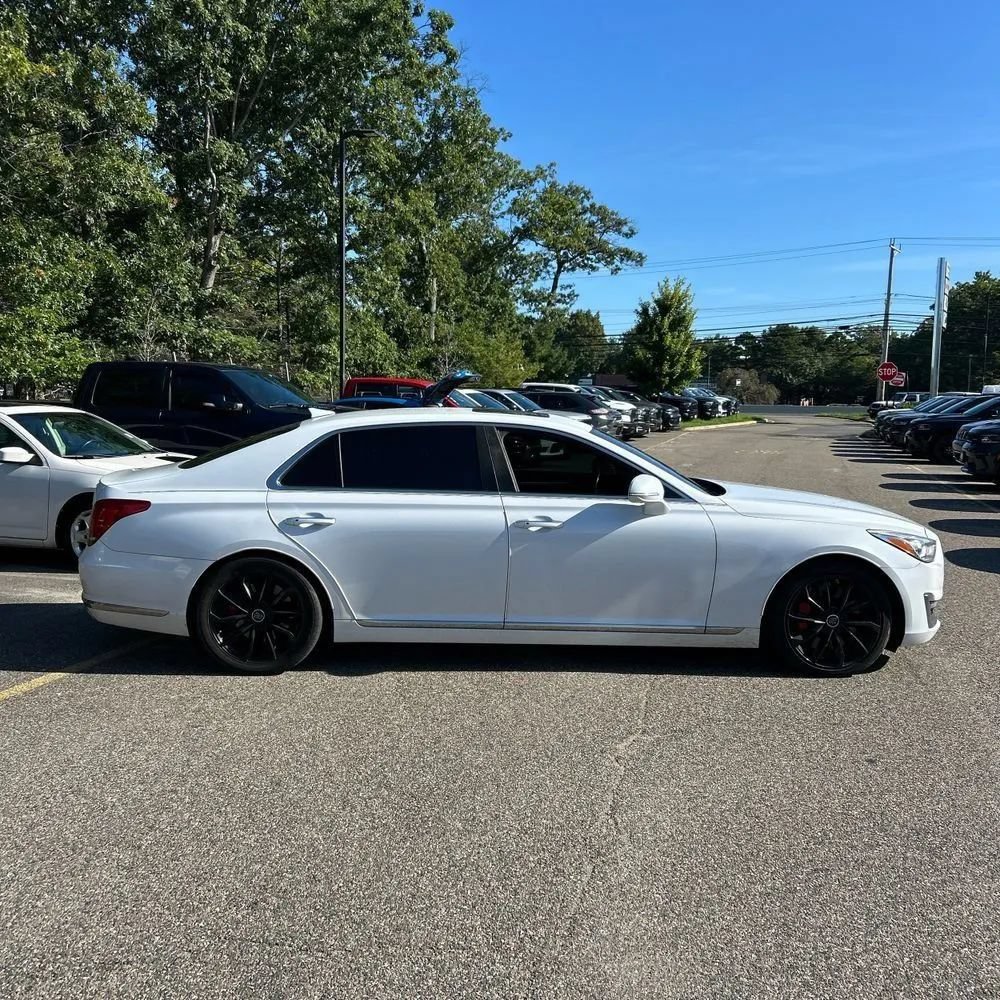 Used 2017 Genesis G90 5.0 Ultimate AWD/4WD image 10