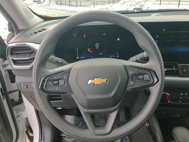 Used 2025 Chevrolet TrailBlazer LT image 16