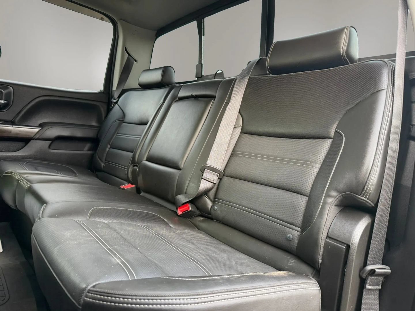 Used 2018 GMC Sierra 3500 Denali w/ Duramax Plus Package AWD/4WD image 14