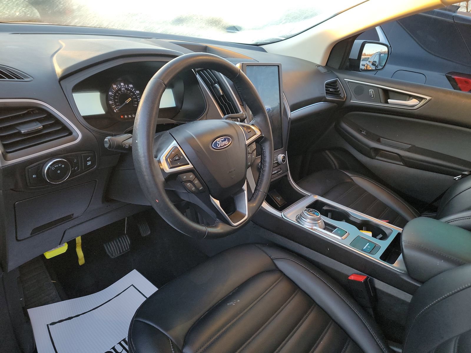 Used 2022 Ford Edge SEL w/ Convenience Package image 10