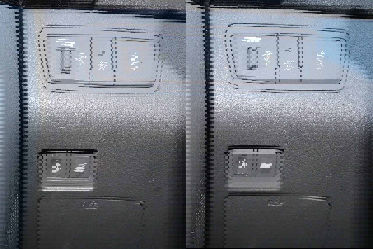 Used 2013 Hyundai Sonata Limited image 19