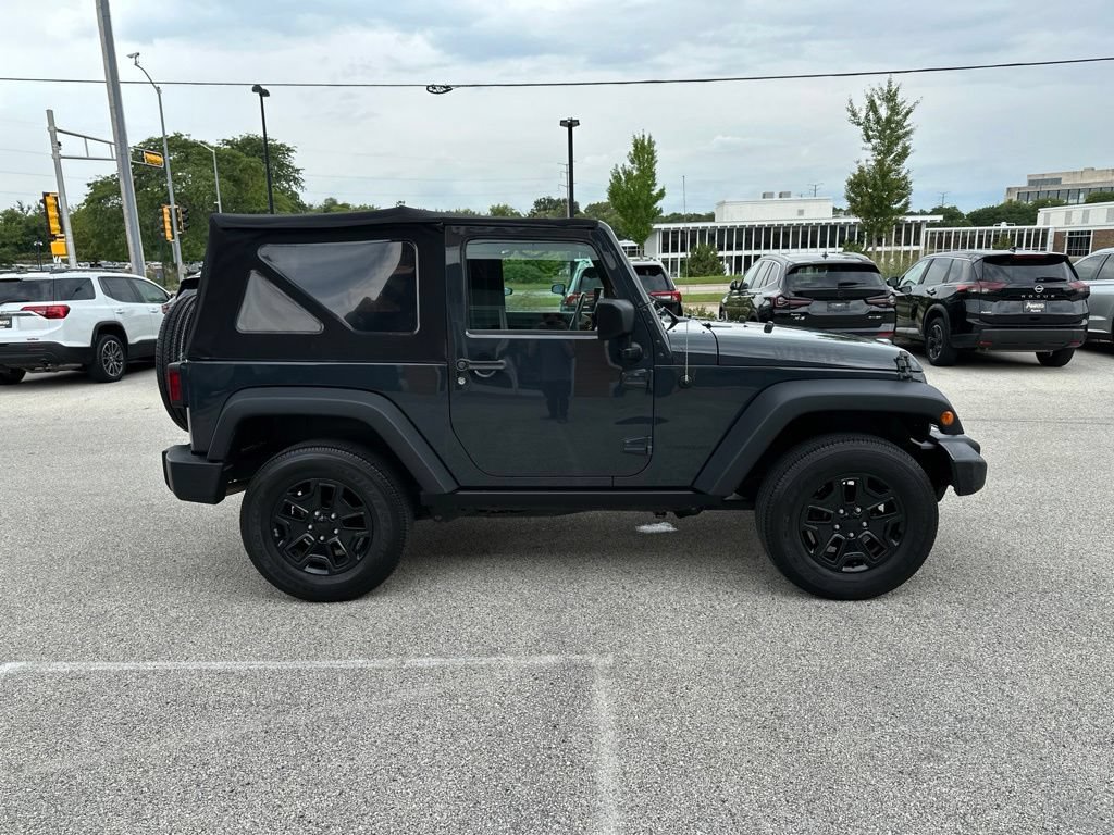 Used 2017 Jeep Wrangler Sport AWD/4WD image 6