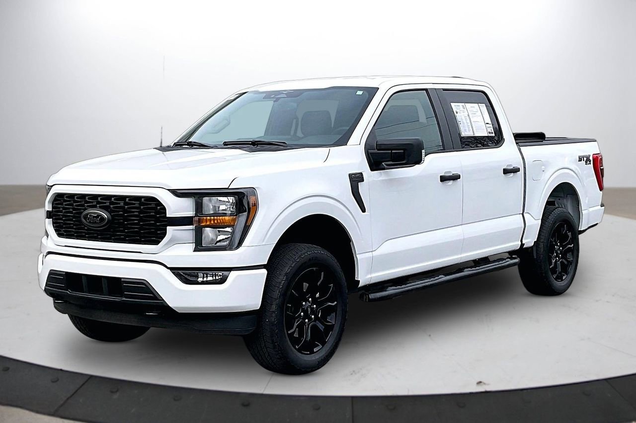 Used 2023 Ford F150 XL w/ STX Black Appearance Package image 4