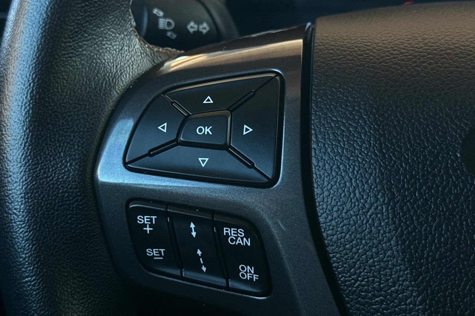 Used 2023 Ford Ranger Lariat w/ Equipment Group 501A High image 31