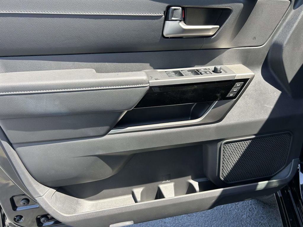 New 2026 Toyota Tundra Limited AWD/4WD image 18