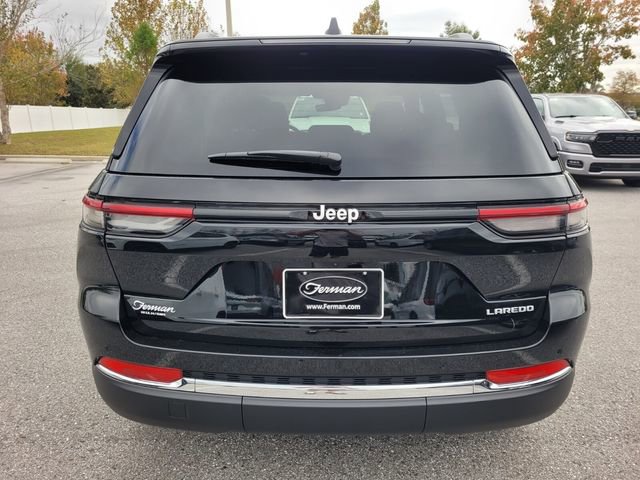 New 2025 Jeep Grand Cherokee Laredo X RWD image 10