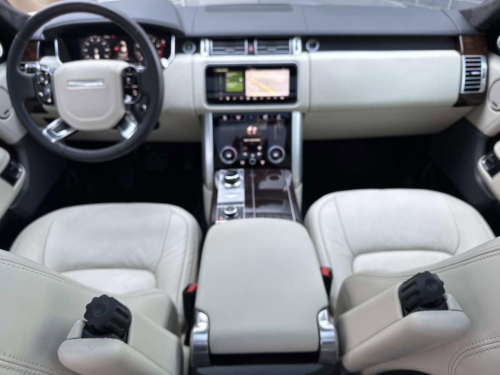 Used 2020 Land Rover Range Rover HSE AWD/4WD image 18