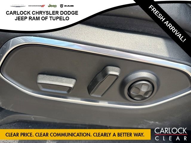 Used 2024 Jeep Wagoneer Series II w/ Convenience Group I AWD/4WD image 12