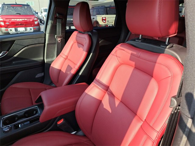 New 2025 Lincoln Corsair Reserve w/ Jet Appearance Package image 29