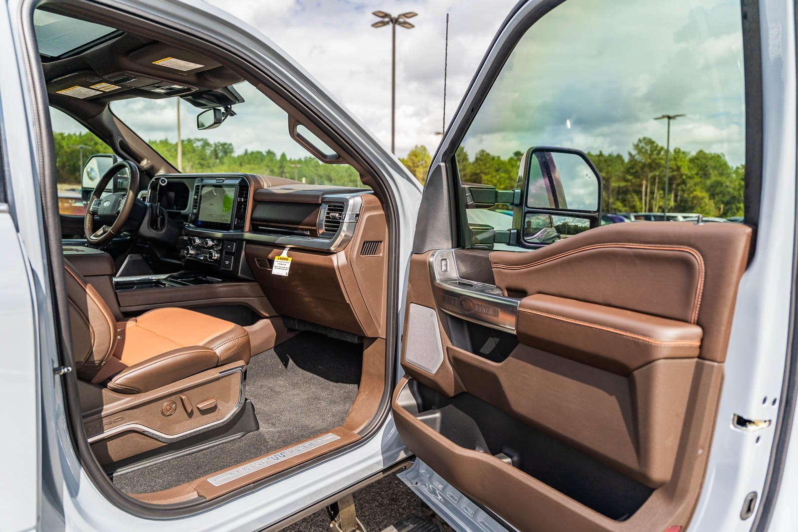 New 2025 Ford F250 King Ranch w/ Chrome Package image 16