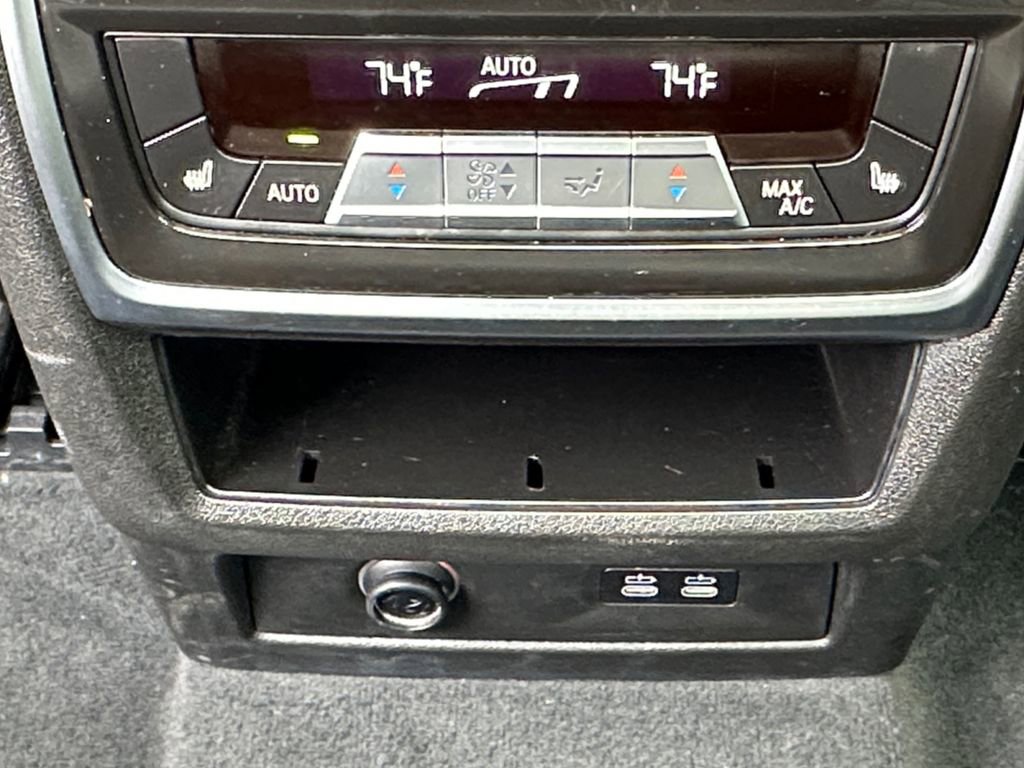 Used 2025 BMW X7 xDrive40i image 25