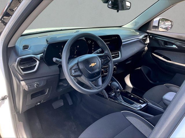 Certified 2024 Chevrolet TrailBlazer LT w/ Driver Confidence Package FWD image 14