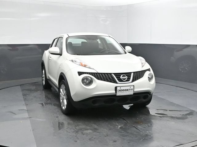 Used 2014 Nissan Juke S FWD image 17