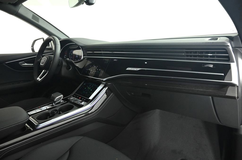 New 2026 Audi Q8 Premium Plus image 15