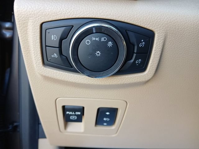 Used 2016 Ford F150 XLT w/ Equipment Group 302A Luxury RWD image 18