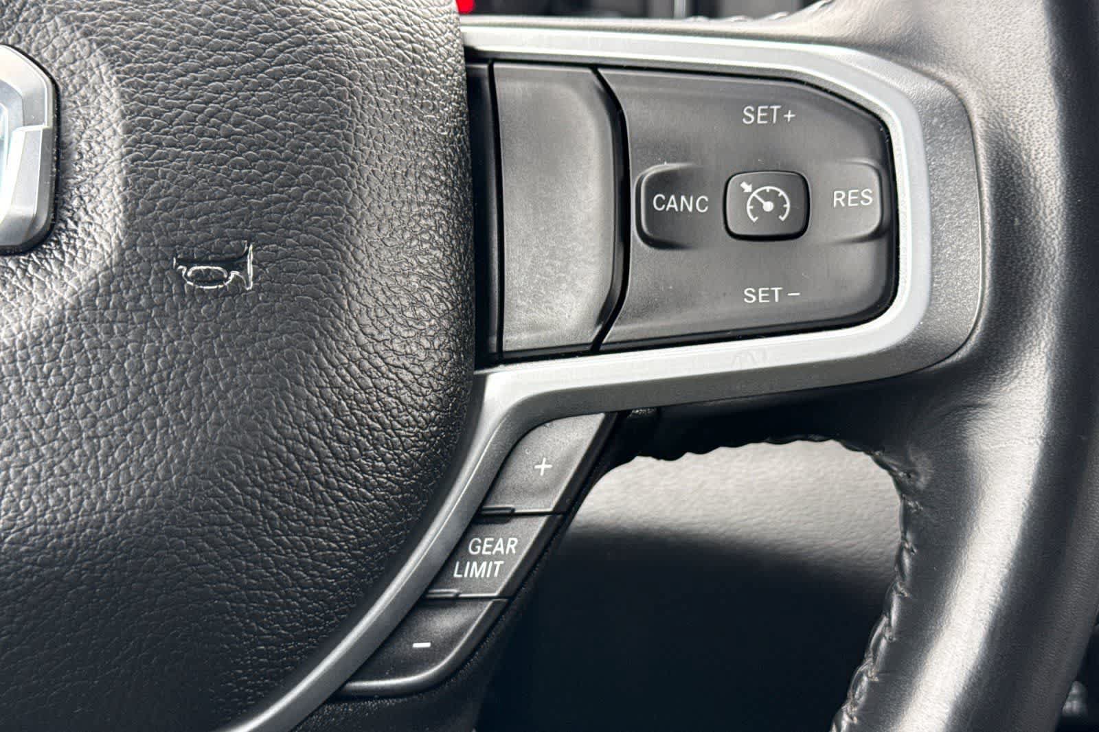 Used 2022 RAM 1500 Big Horn AWD/4WD image 27