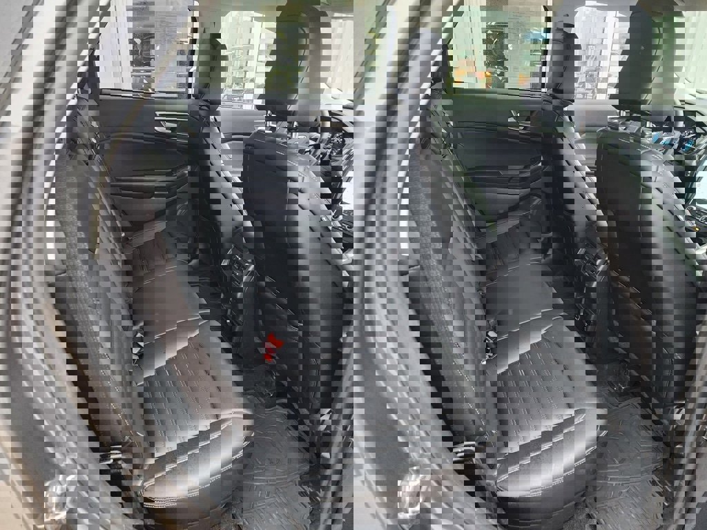 Used 2022 Ford Edge SEL w/ Convenience Package image 16