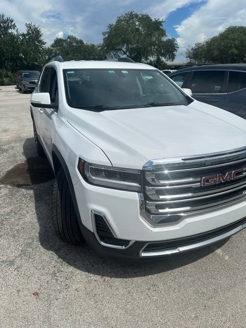 Used 2020 GMC Acadia SLE w/ Driver Convenience Package FWD image 2