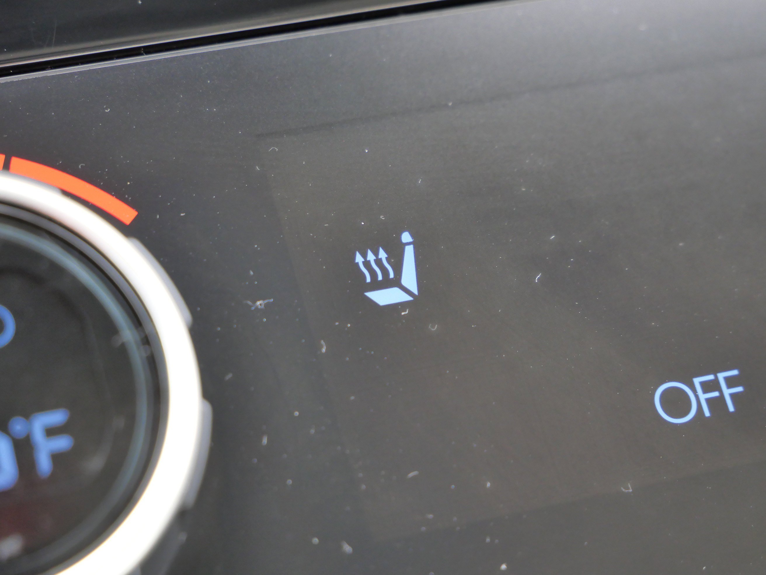 Certified 2026 Hyundai Santa Fe SEL w/ Tow & Go Package image 30