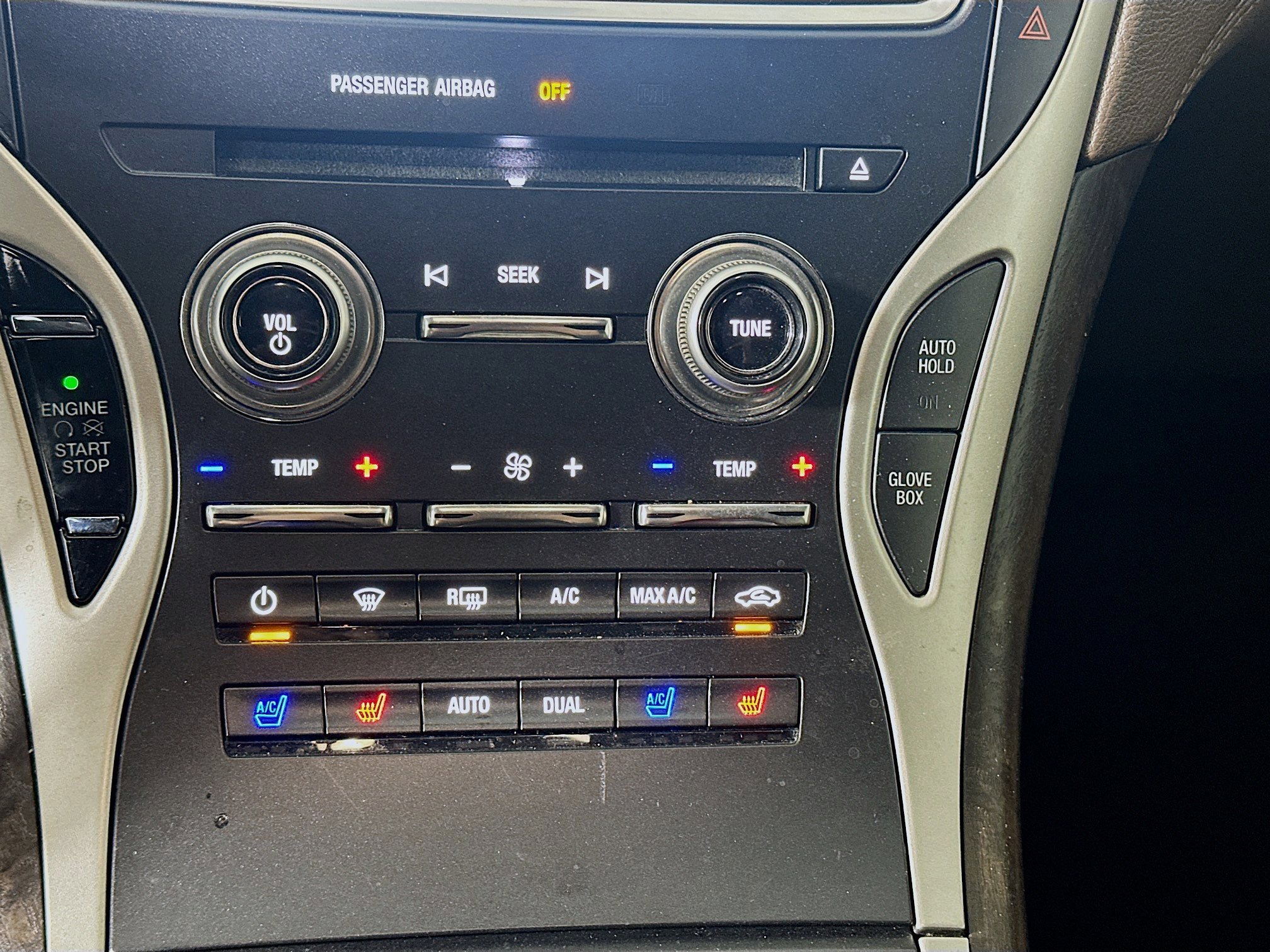 Used 2016 Lincoln MKX Reserve w/ Driver Assistance Package image 24