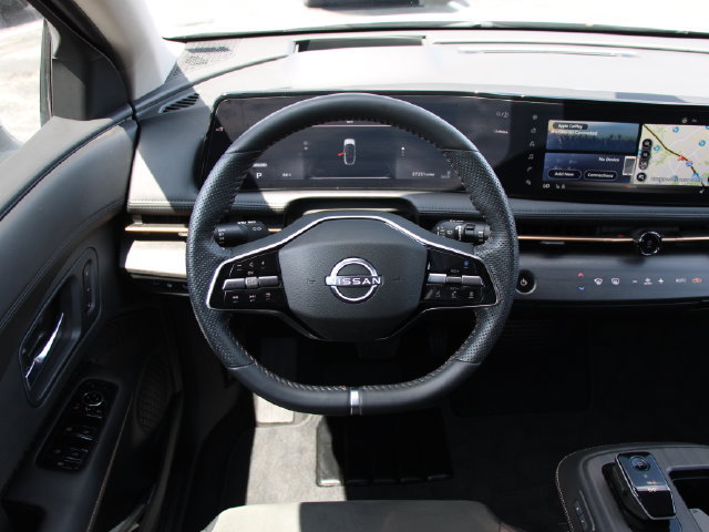 Used 2024 Nissan Ariya AWD image 14