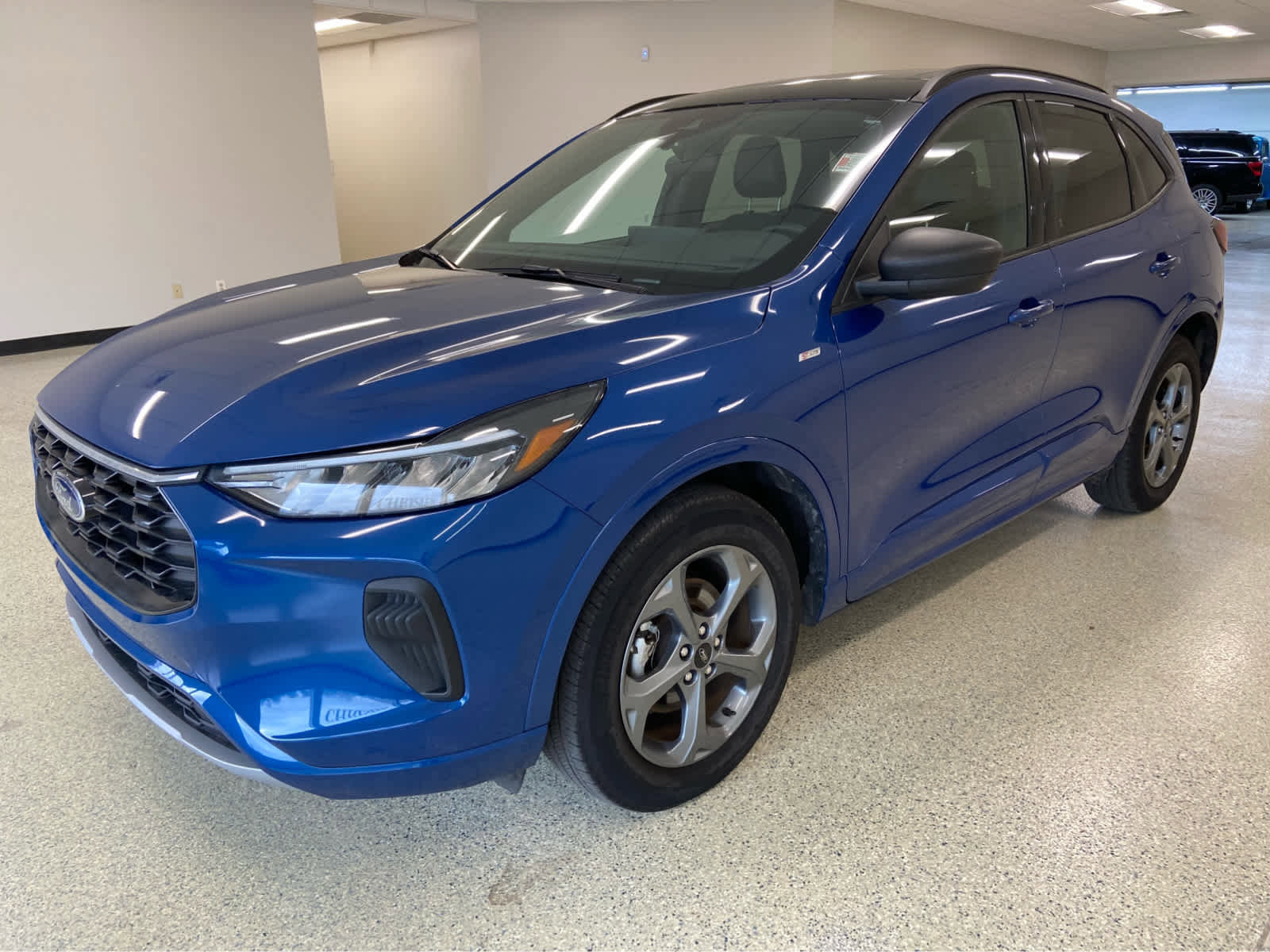 Used 2023 Ford Escape ST-Line w/ Tech Pack #1 image 9