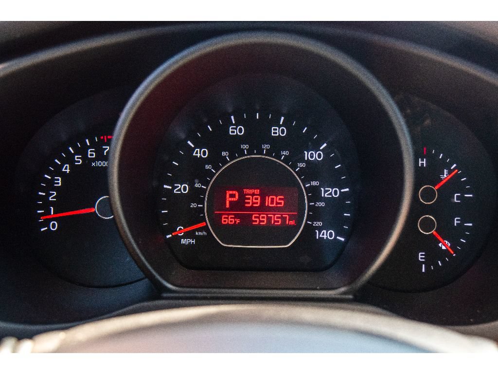 Used 2015 Kia Soul + FWD image 22