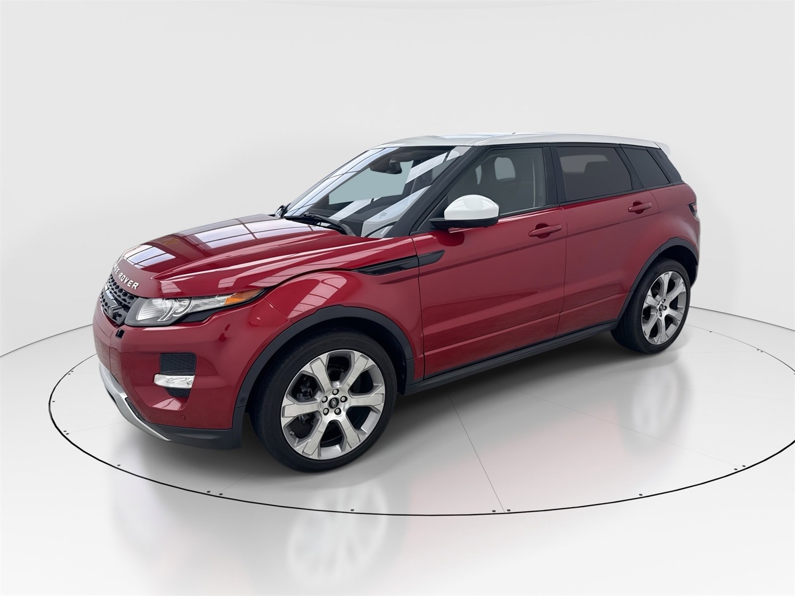 Used 2015 Land Rover Range Rover Evoque Dynamic image 5