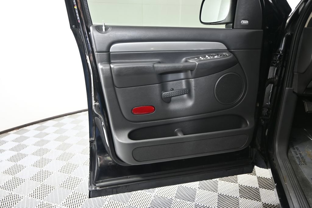 Used 2005 Dodge Ram 1500 Truck 2WD Quad Cab image 19
