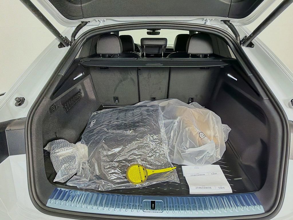 New 2026 Audi Q8 Premium Plus image 29