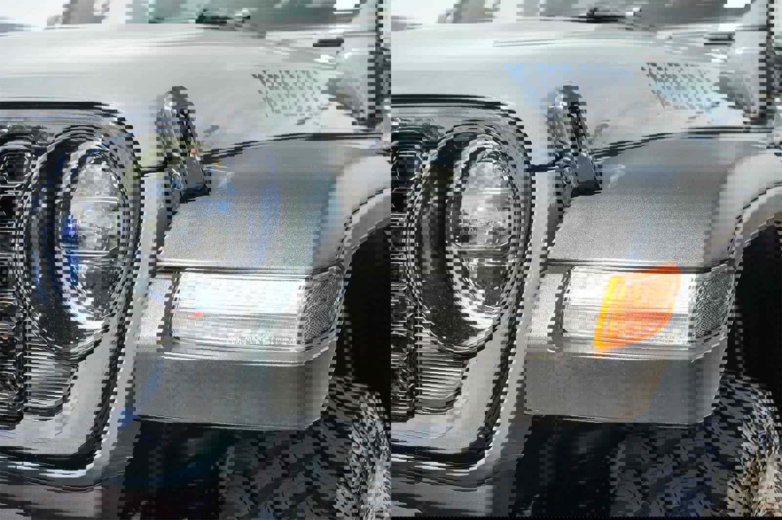 Used 2025 Jeep Wrangler Willys image 8