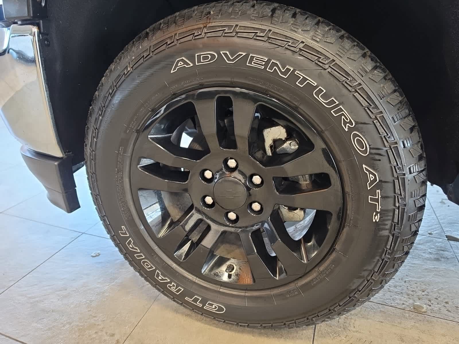 Used 2018 Chevrolet Silverado 1500 LT w/ All Star Edition AWD/4WD image 16