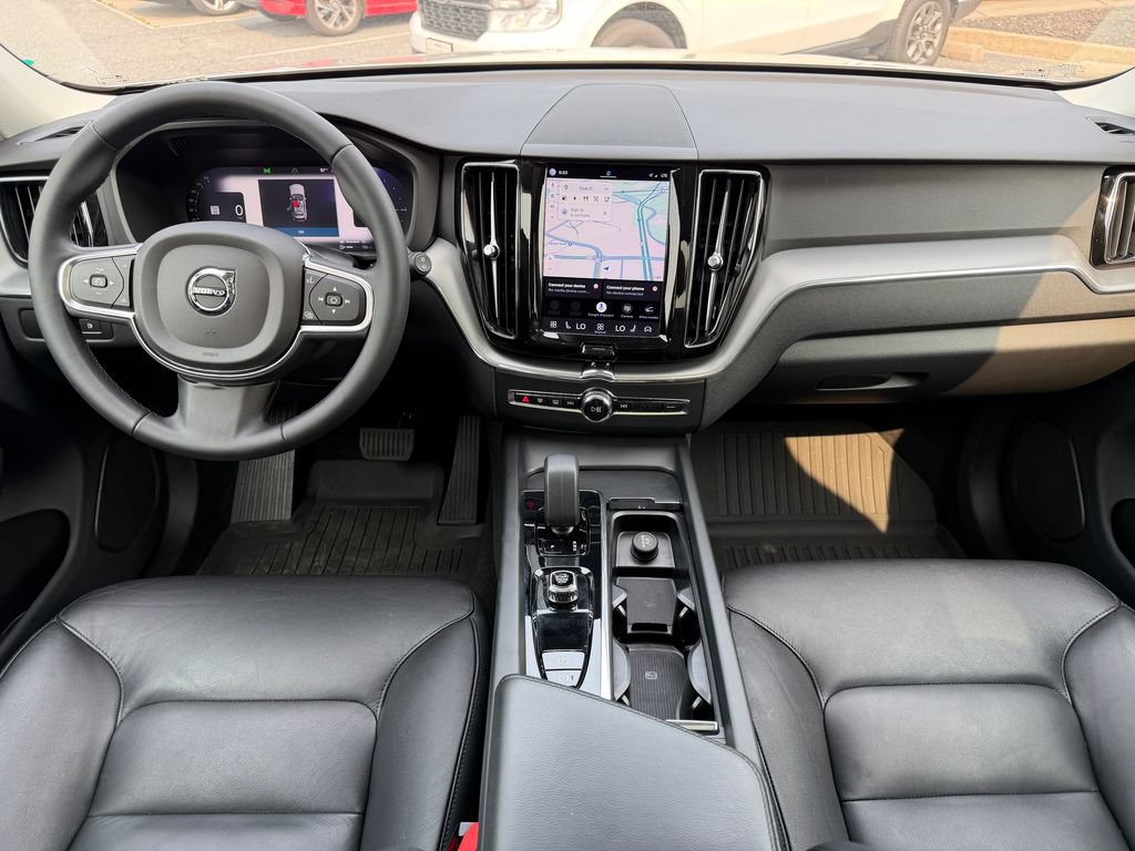 Certified 2023 Volvo XC60 T8 Core AWD/4WD image 2