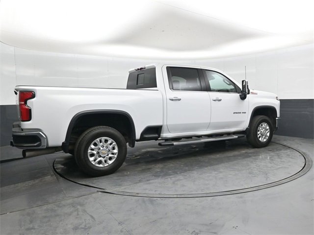 Used 2024 Chevrolet Silverado 2500 LTZ w/ LTZ Convenience Package image 3