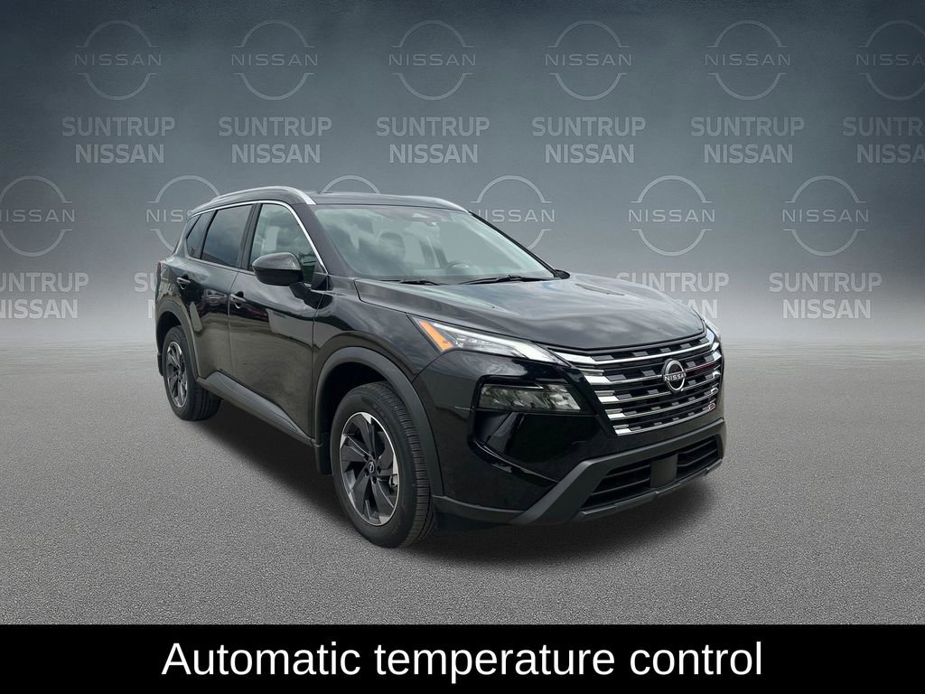 Used 2025 Nissan Rogue SV w/ SV Premium Package FWD image 10
