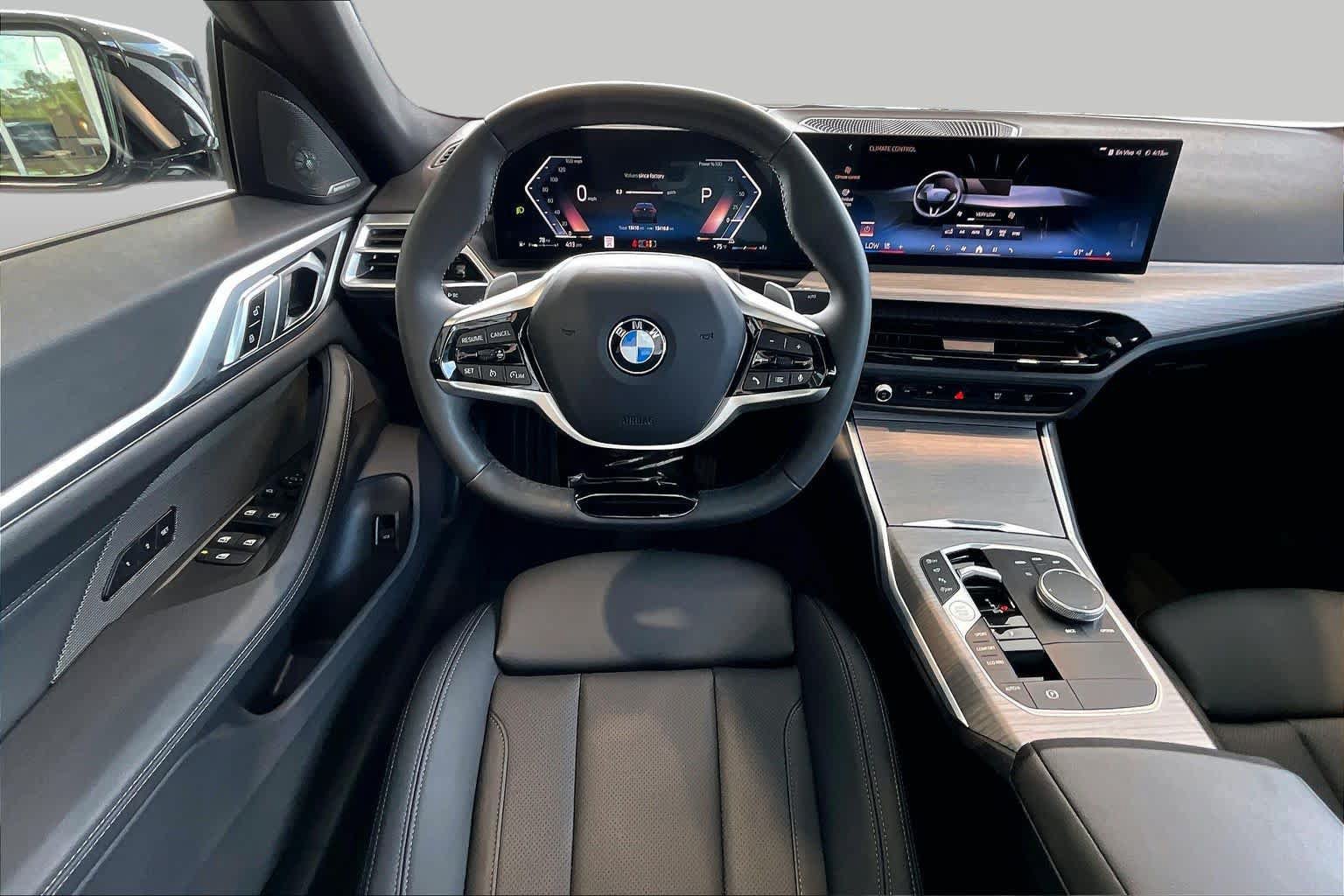 Used 2025 BMW 430i w/ Premium Package RWD image 5
