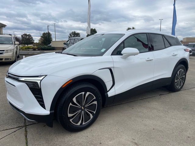 New 2026 Chevrolet Blazer EV LT FWD image 2