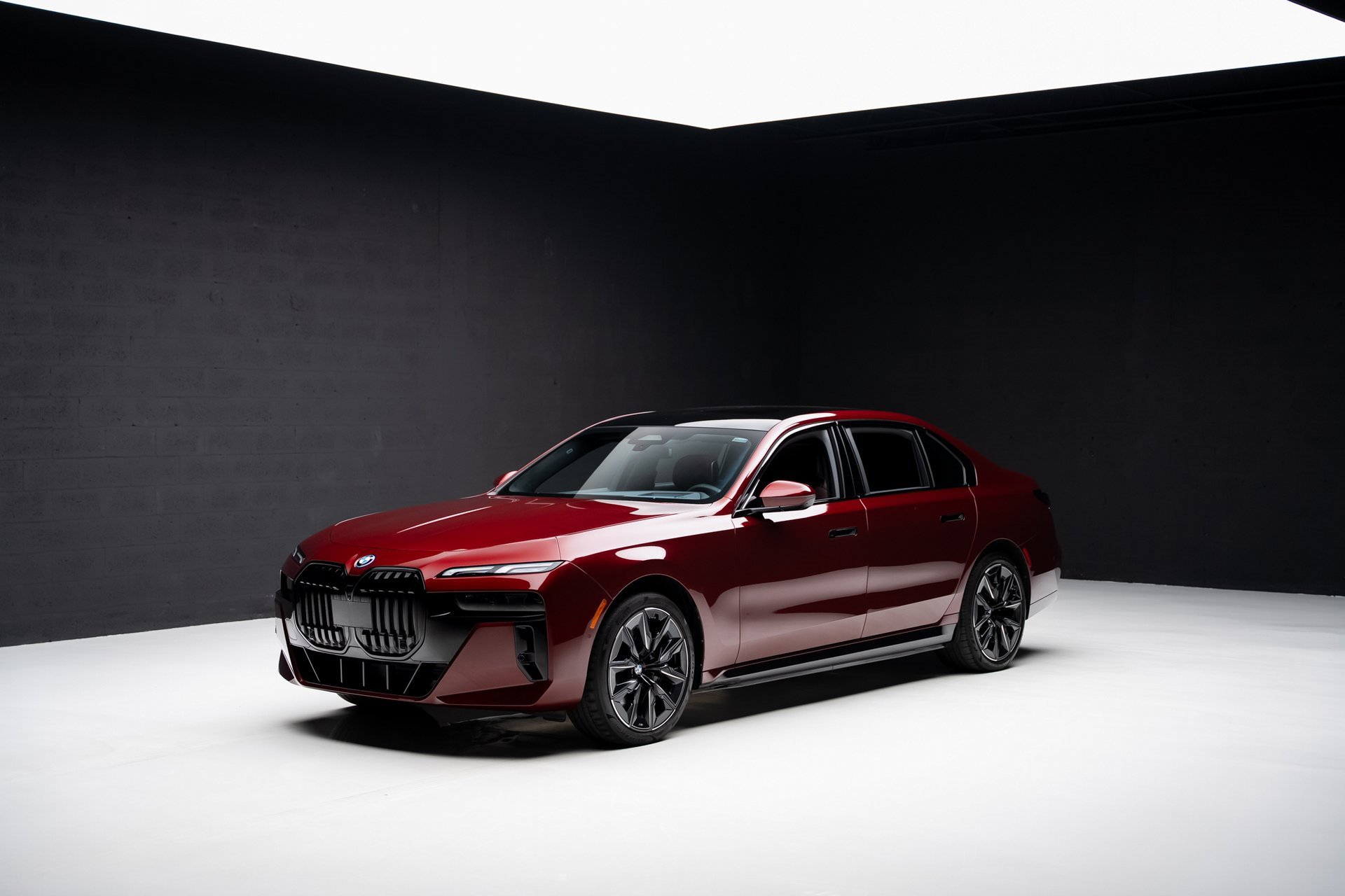 Used 2023 BMW i7 xDrive60 w/ Parking Assistance Package