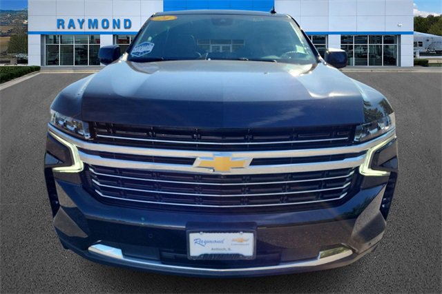 Used 2024 Chevrolet Tahoe LT w/ Luxury Package image 3