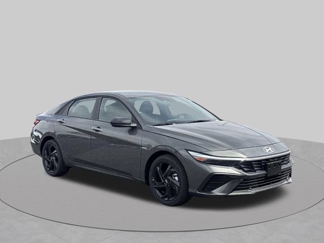 New 2026 Hyundai Elantra SEL Sport Premium FWD image 3