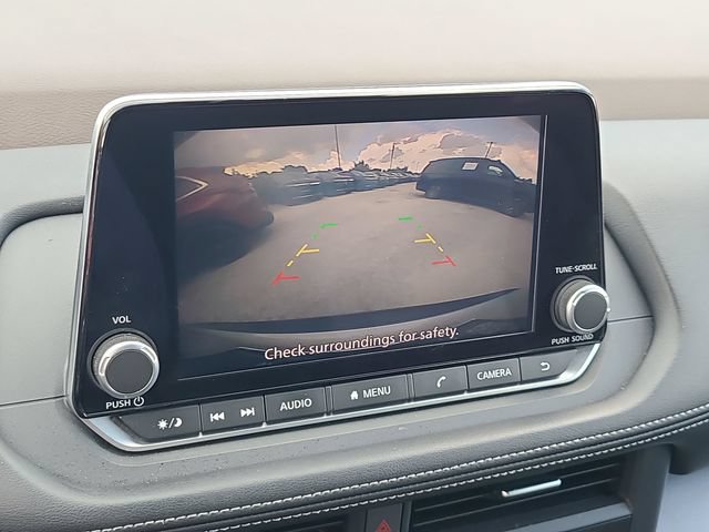 Used 2023 Nissan Rogue SV FWD image 28