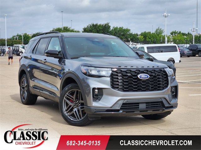 Used 2025 Ford Explorer ST-Line w/ ST-Line Street Pack