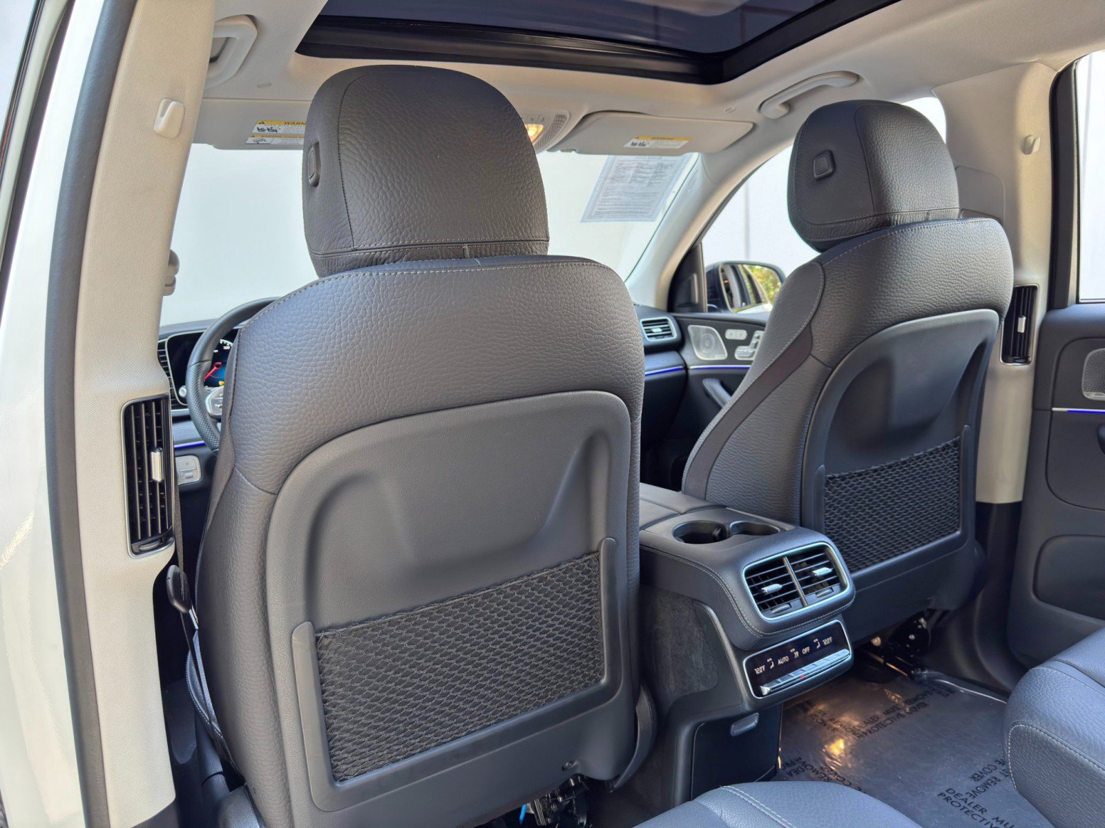 Used 2023 Mercedes-Benz GLS 580 4MATIC image 42