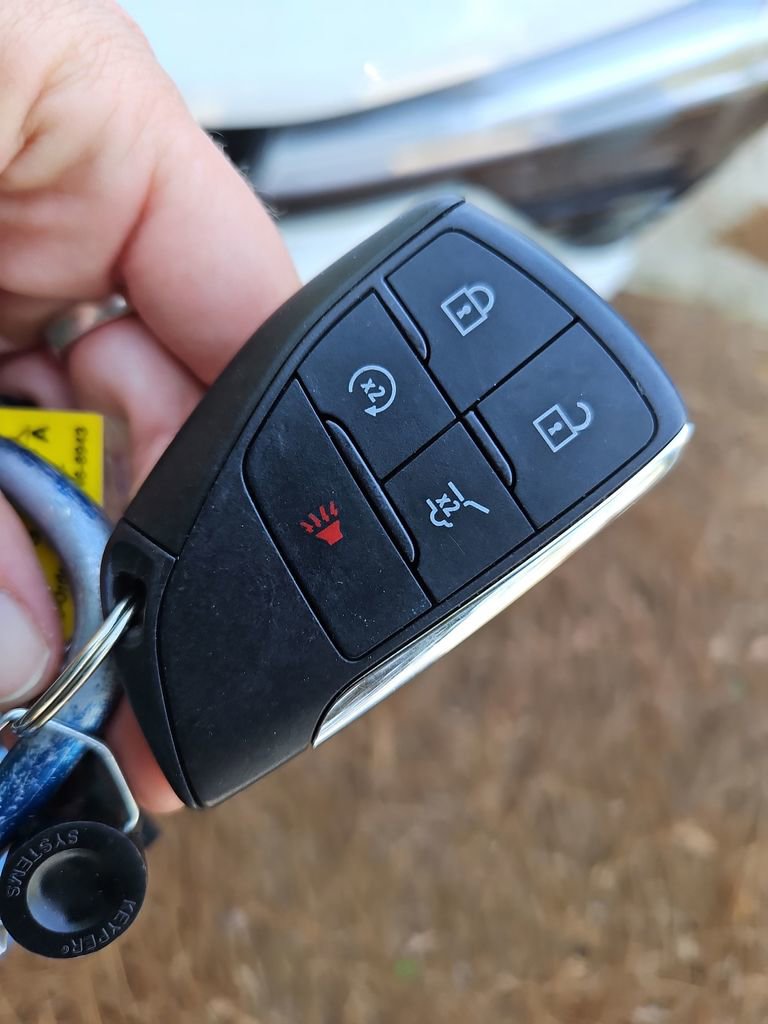 Used 2025 Chevrolet Blazer EV LT image 37